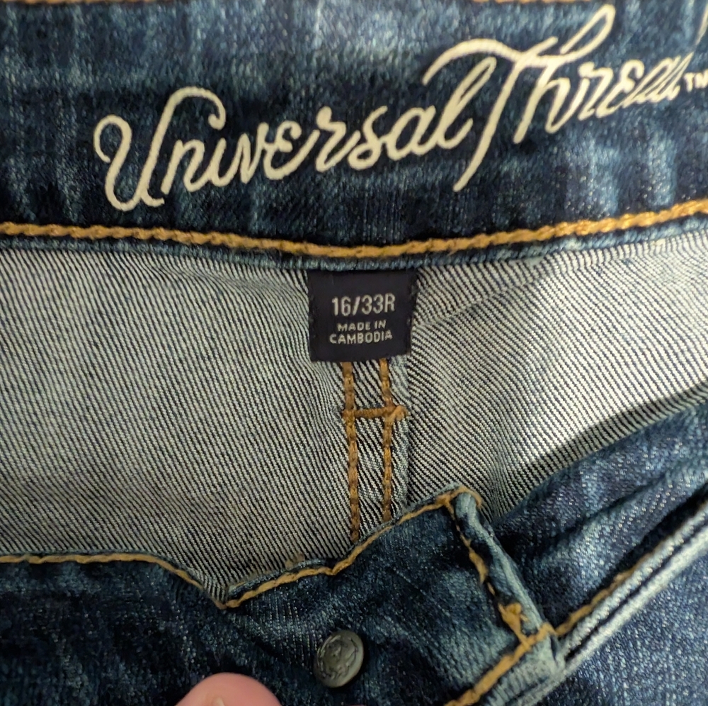 Jeans - Picture 3 of 3